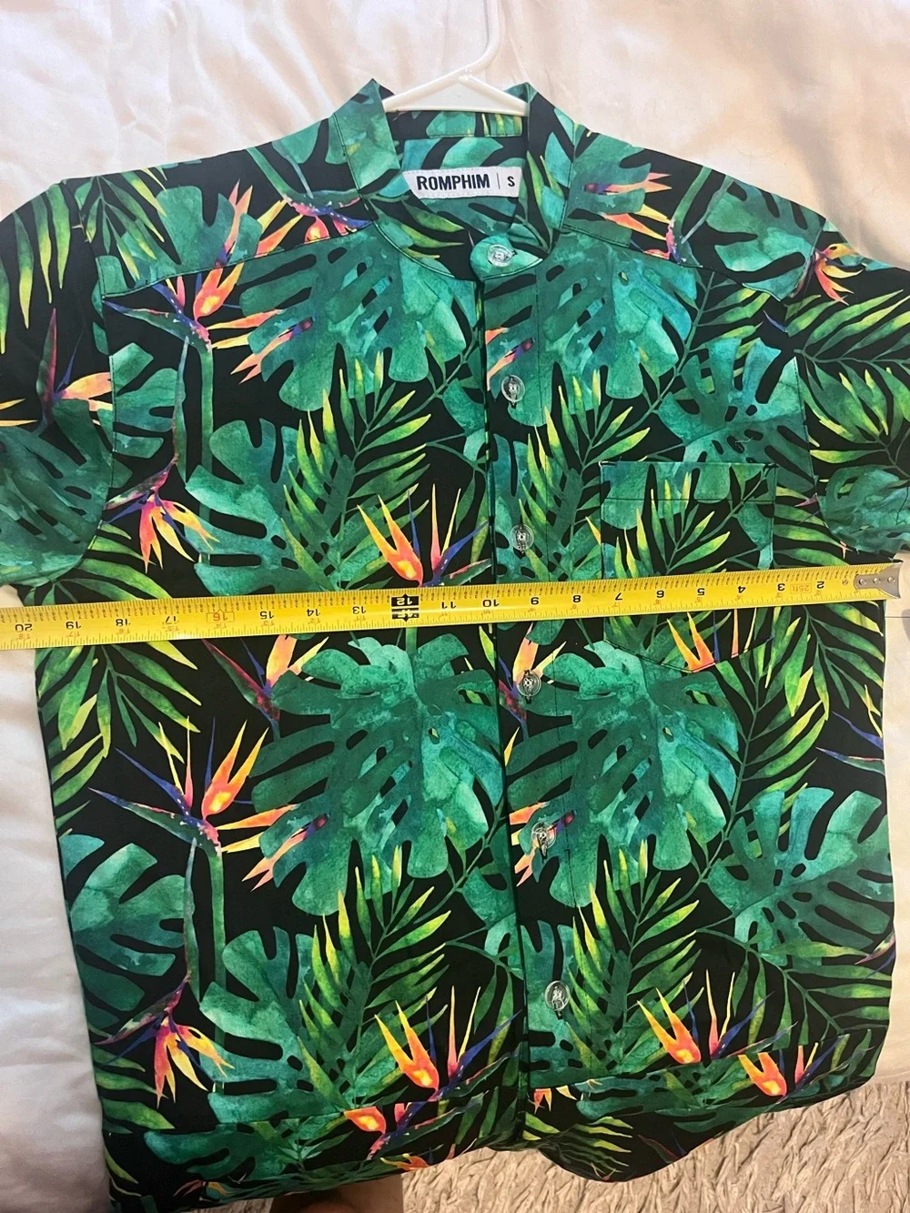 NWT Romphim Jungle Themed Men’s Romper Shorts Button Up Green Size Small